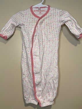 Magnetic Me Smart Close by Magnificent Baby baby girl gown 0-3 months